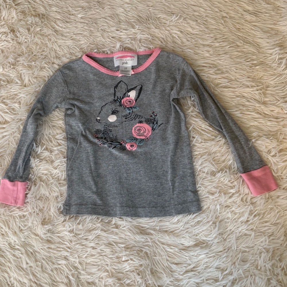 Laura Ashley Girls 2T Gray Bunny Floral Long Sleeve Top‎ Shirt